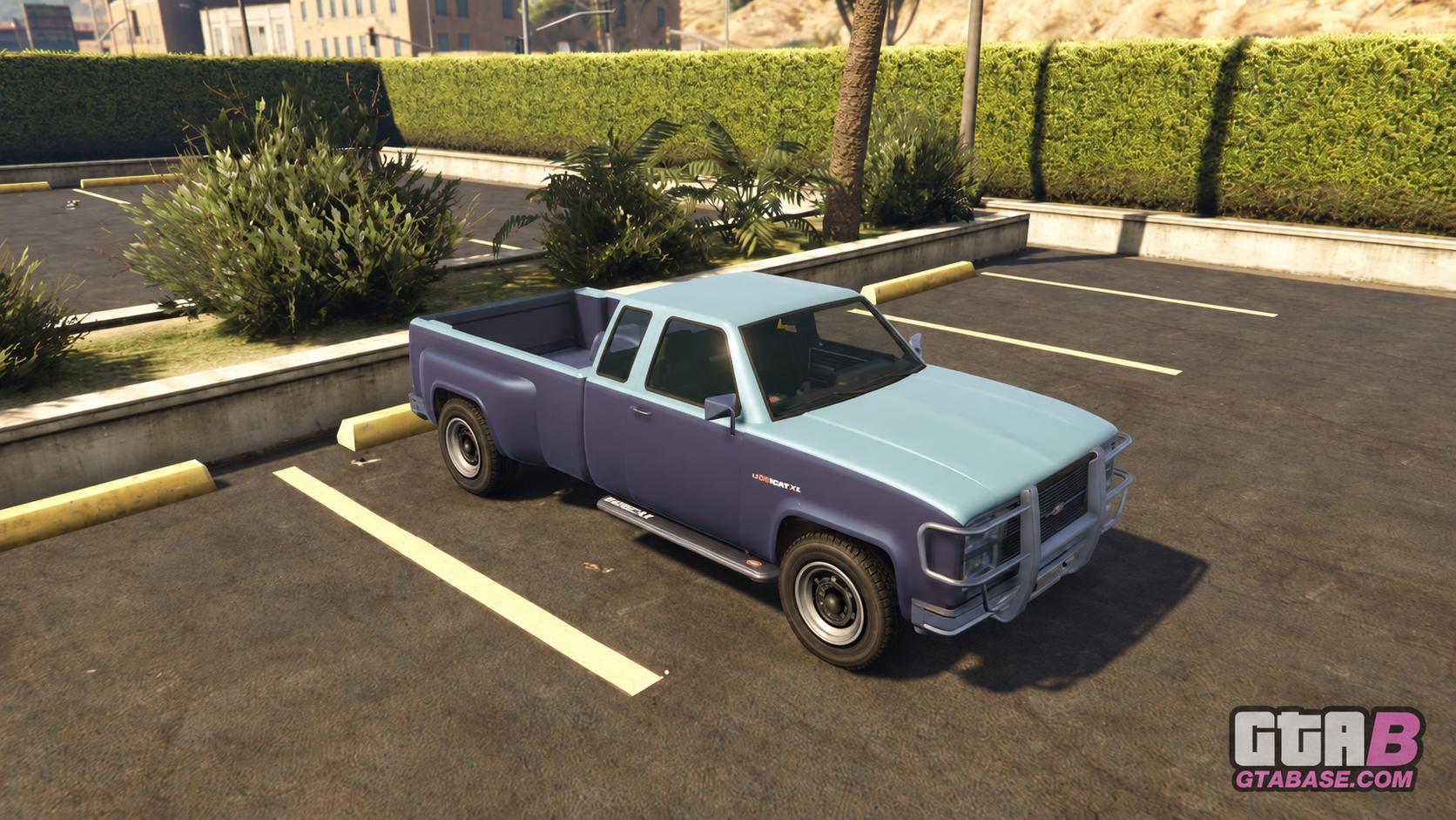 KI-bearbeiteter GTA-V-/GTA-Online-Modellvergleich: Bobcat XL; kein GTA-VI-Screenshot
